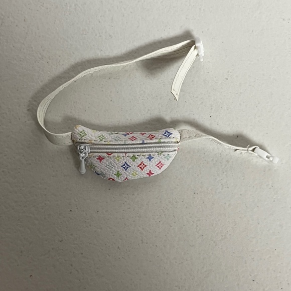 Designer Overalls Bucket Hat Bag 3 Piece Outfit For Labubu White - Picture 9 of 13